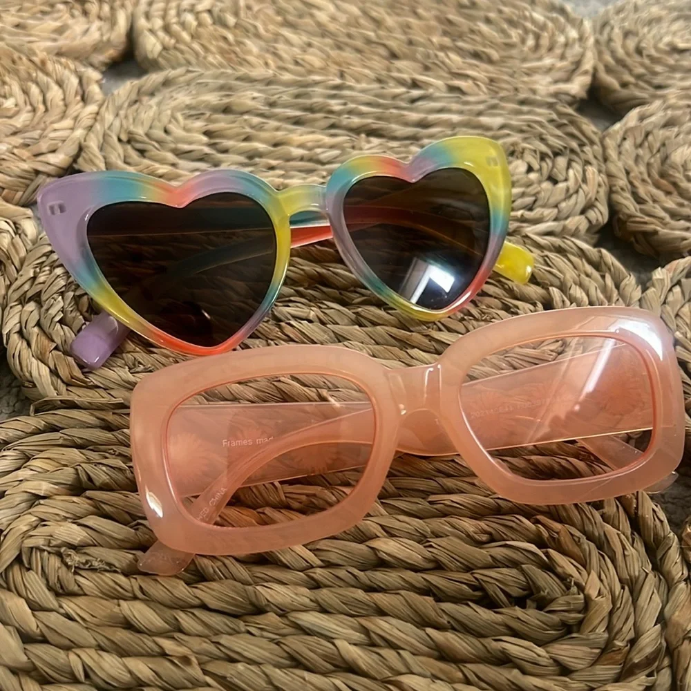 2 Pairs of Little Girls Sunglasses • Art Class and Wonder Nation